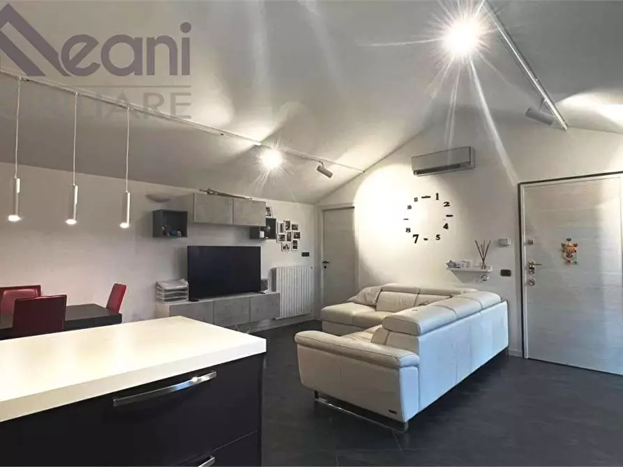 Immagine 6 di Appartamento in vendita  in Via Don Sturzo a Opera