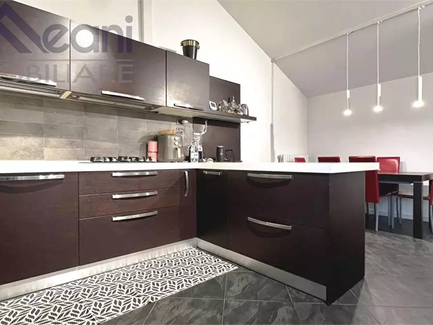 Immagine 11 di Appartamento in vendita  in Via Don Sturzo a Opera