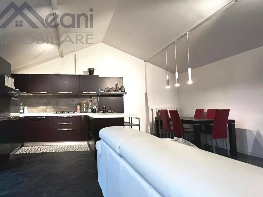 Immagine 10 di Appartamento in vendita  in Via Don Sturzo a Opera