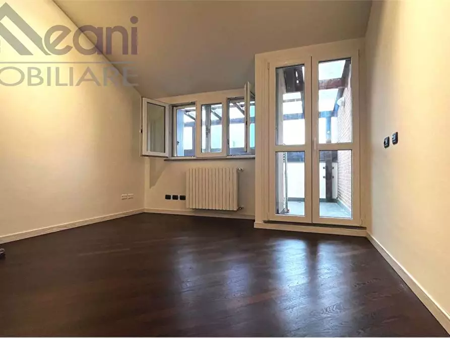 Immagine 24 di Appartamento in vendita  in Via Don Sturzo a Opera