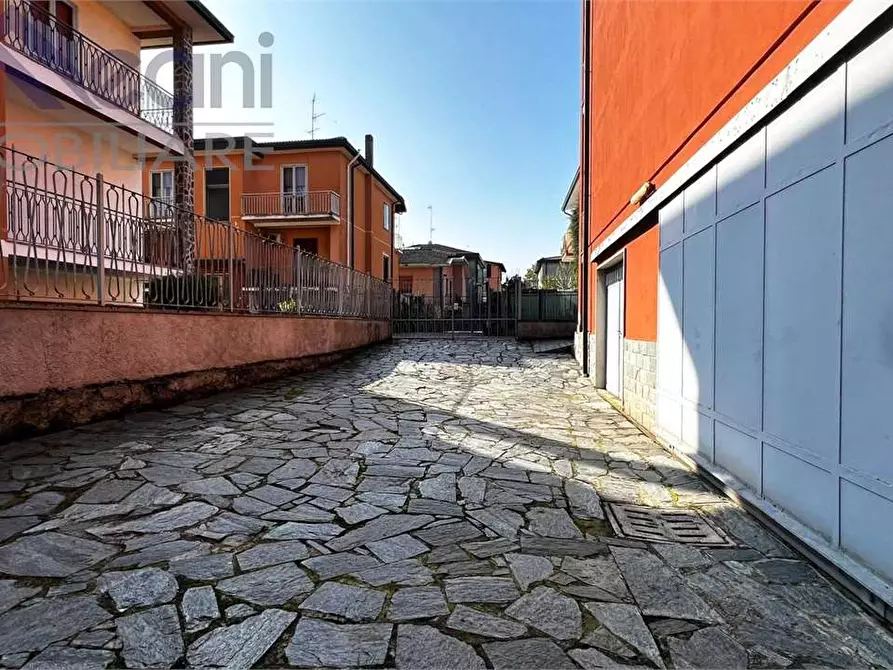 Immagine 25 di Appartamento in vendita  in Via Dante Alighieri a Pieve Emanuele