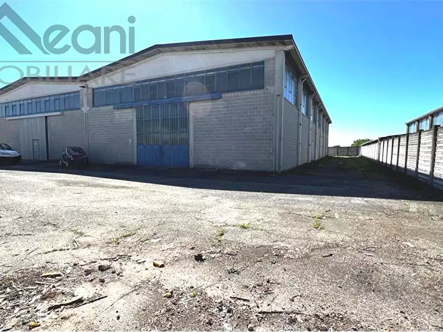 Immagine 2 di Capannone industriale in vendita  in VIA IV NOVEMBRE a Vidigulfo