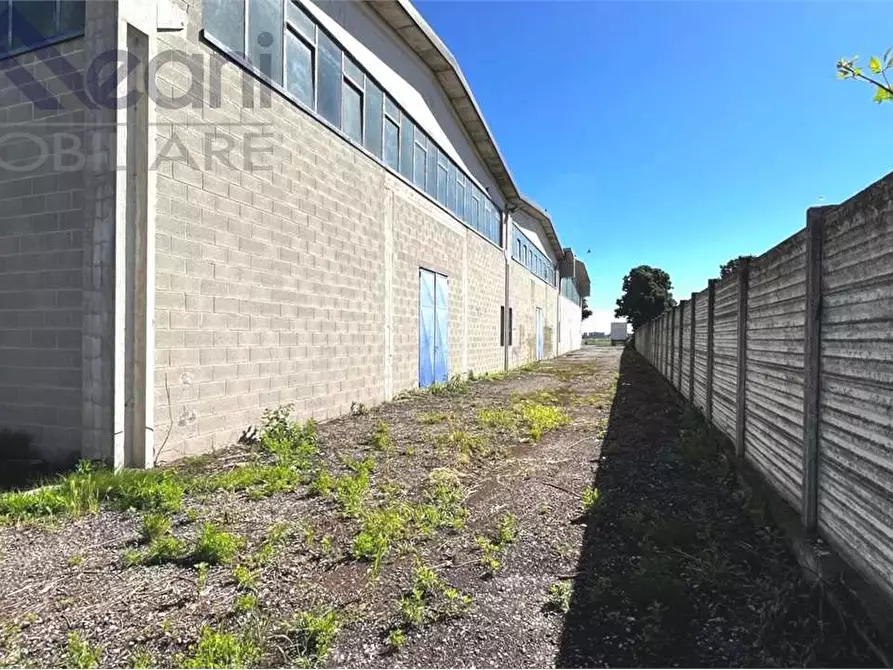 Immagine 15 di Capannone industriale in vendita  in VIA IV NOVEMBRE a Vidigulfo