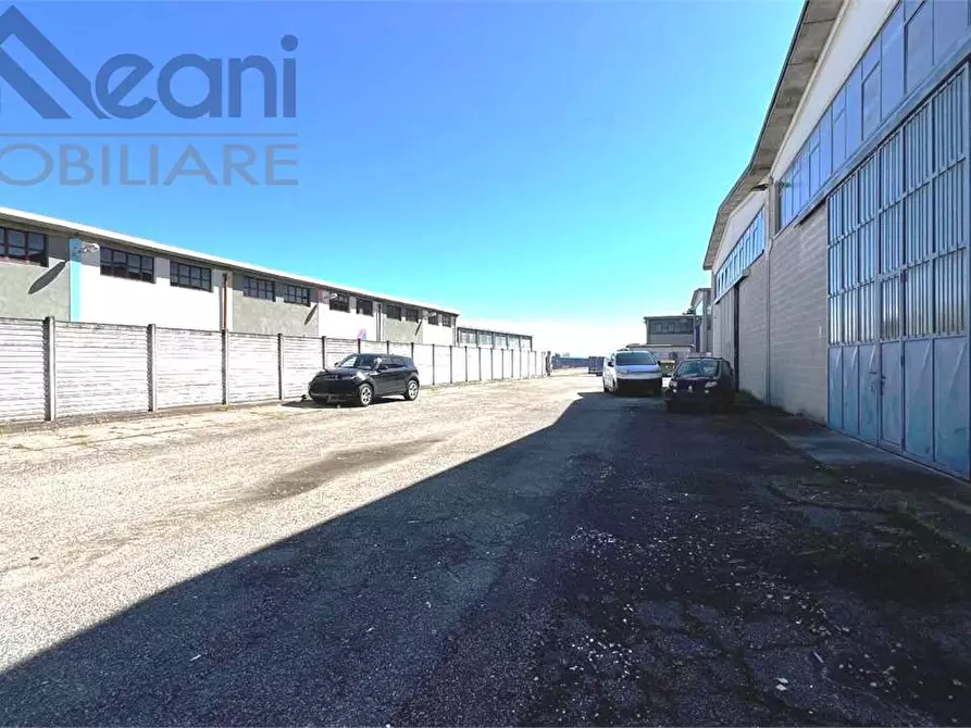 Immagine 16 di Capannone industriale in vendita  in VIA IV NOVEMBRE a Vidigulfo