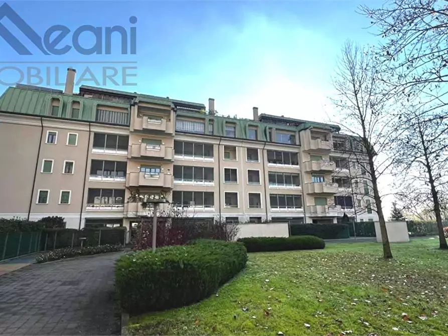 Immagine 29 di Appartamento in vendita  in via Brodolini a Pieve Emanuele