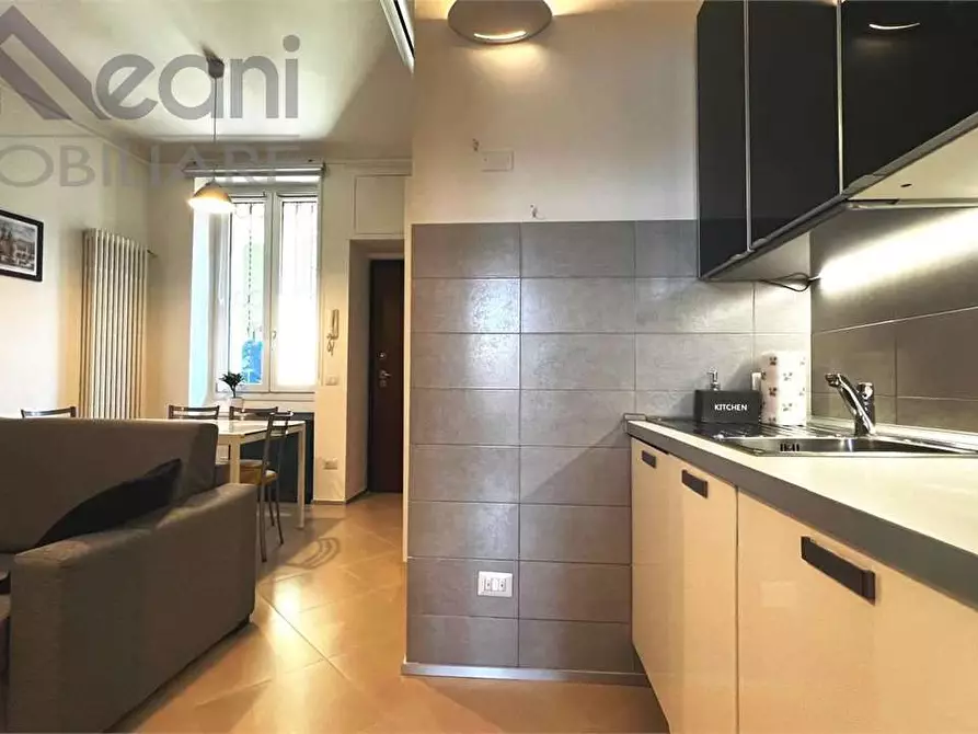 Immagine 7 di Appartamento in vendita  in via Riva di Trento 1 a Milano