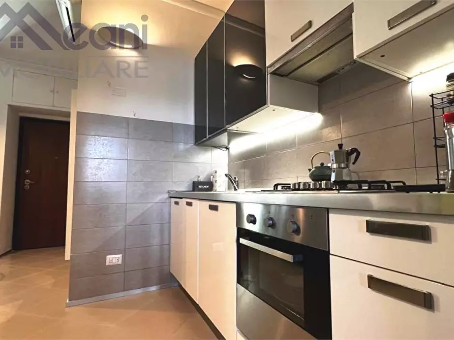 Immagine 8 di Appartamento in vendita  in via Riva di Trento 1 a Milano