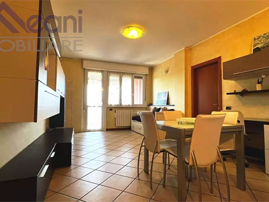 Immagine 5 di Appartamento in vendita  in Via Verdi a Locate Di Triulzi