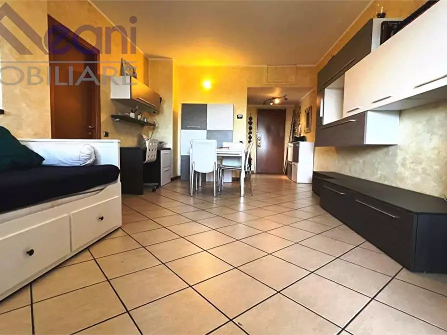 Immagine 9 di Appartamento in vendita  in Via Verdi a Locate Di Triulzi