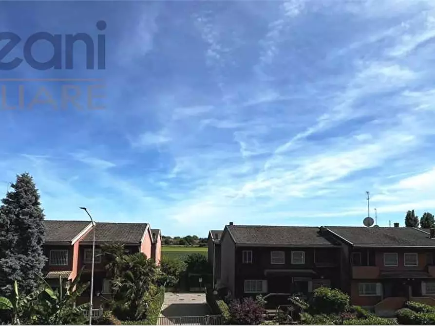 Immagine 14 di Appartamento in vendita  in Via Verdi a Locate Di Triulzi