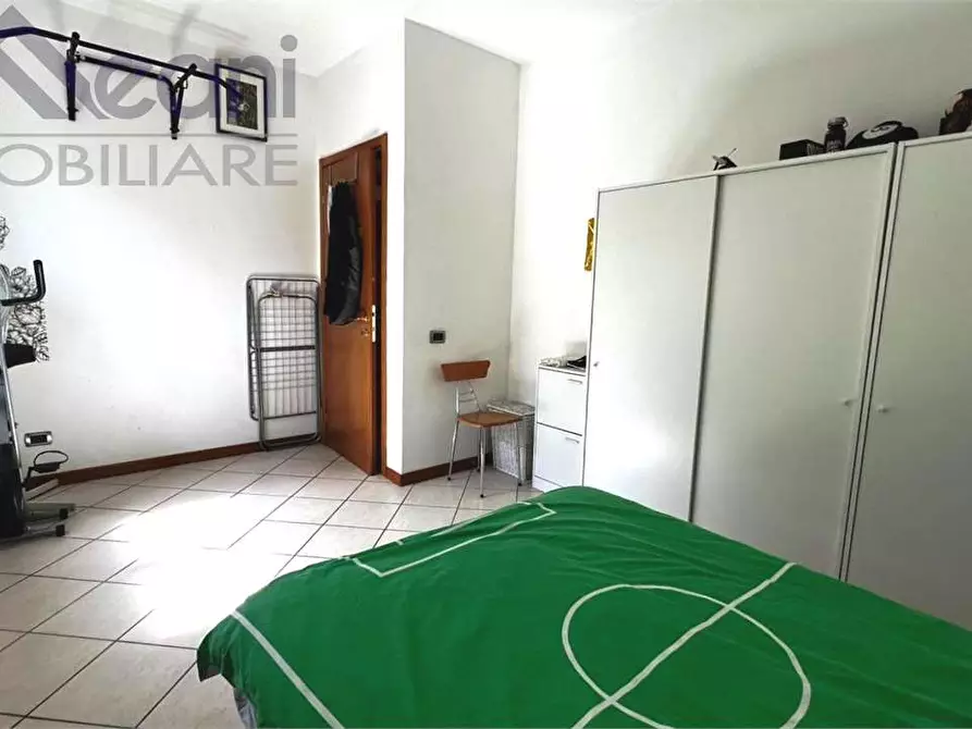 Immagine 25 di Appartamento in vendita  in Via Verdi a Locate Di Triulzi