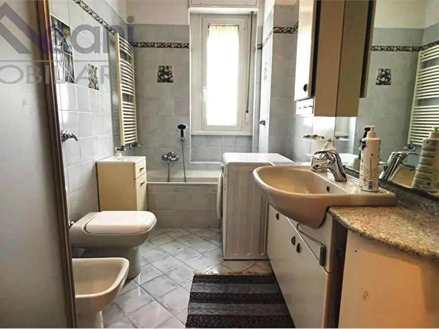 Immagine 26 di Appartamento in vendita  in Via Verdi a Locate Di Triulzi