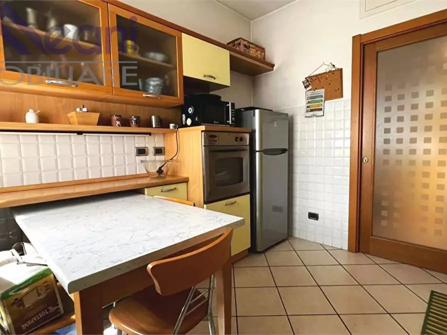 Immagine 17 di Appartamento in vendita  in Via Verdi a Locate Di Triulzi