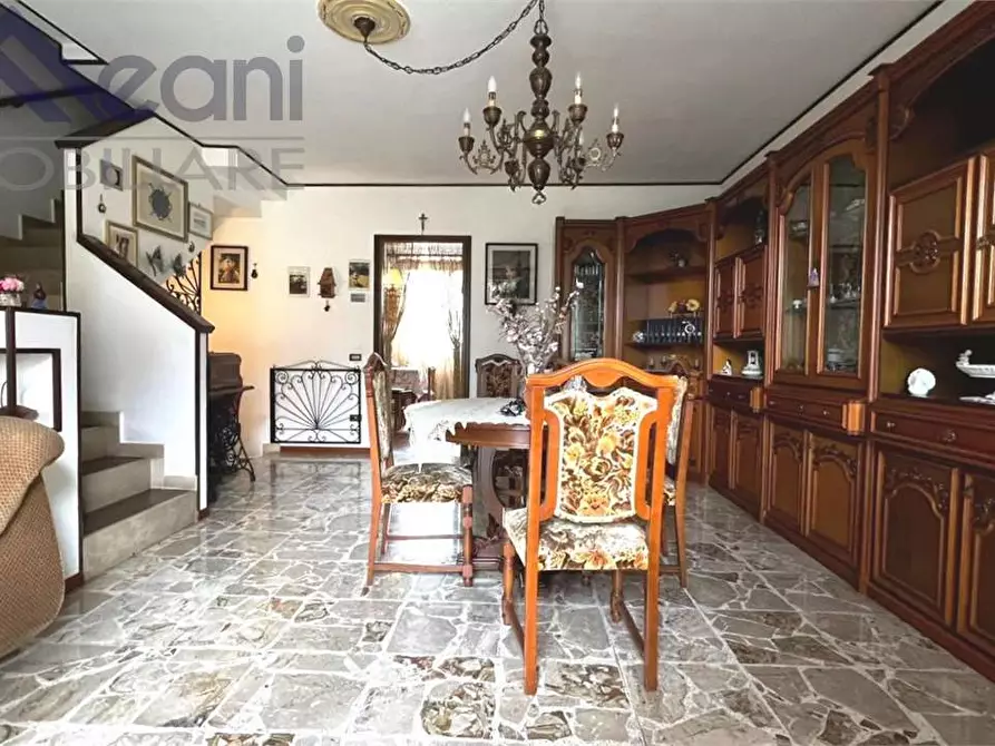 Immagine 7 di Casa indipendente in vendita  in via Ugo Foscolo a Siziano