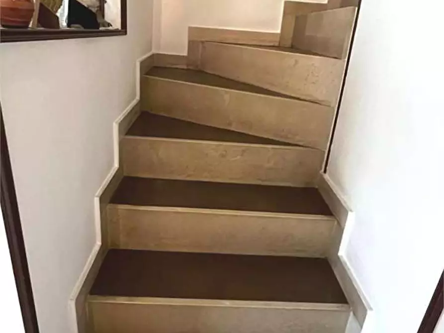 Immagine 15 di Casa indipendente in vendita  in via Ugo Foscolo a Siziano