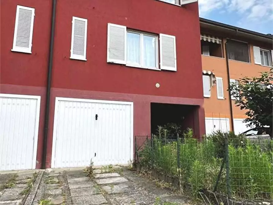 Immagine 35 di Casa indipendente in vendita  in via Ugo Foscolo a Siziano