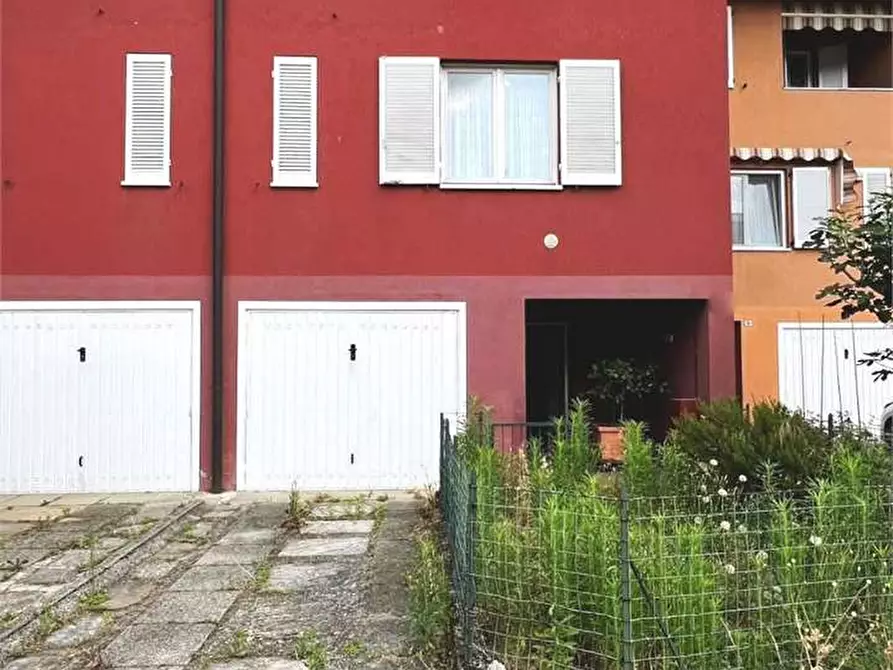 Immagine 34 di Casa indipendente in vendita  in via Ugo Foscolo a Siziano