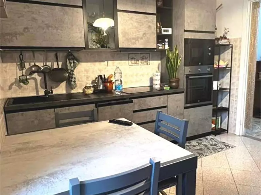 Immagine 19 di Appartamento in vendita  in Via Camporgnago a Milano