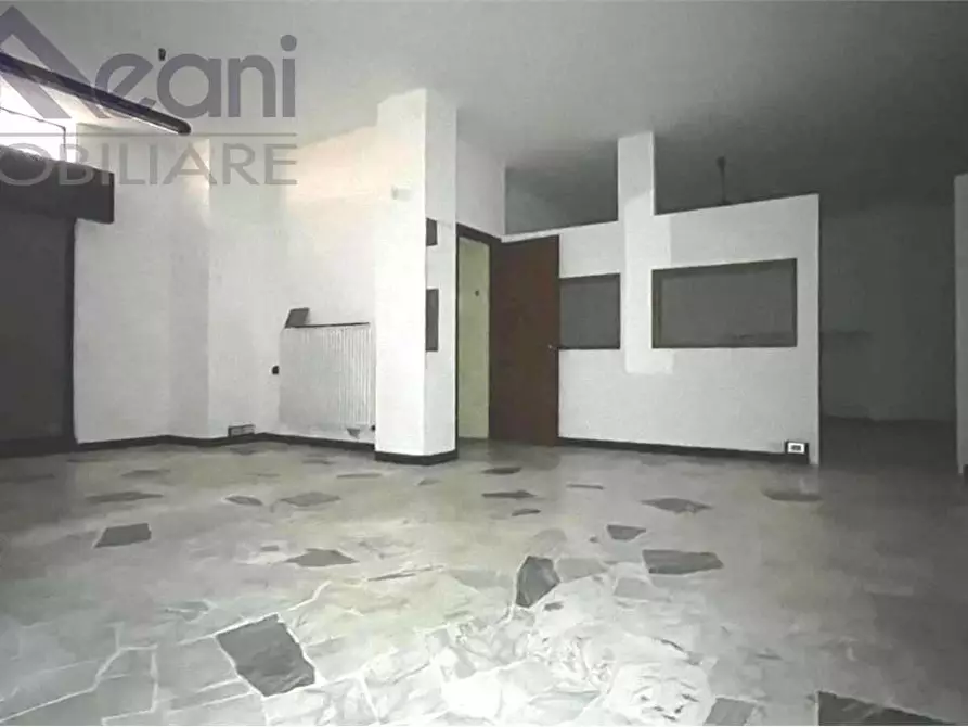 Immagine 11 di Ufficio in vendita  in VIA FIZZONASCO a Pieve Emanuele