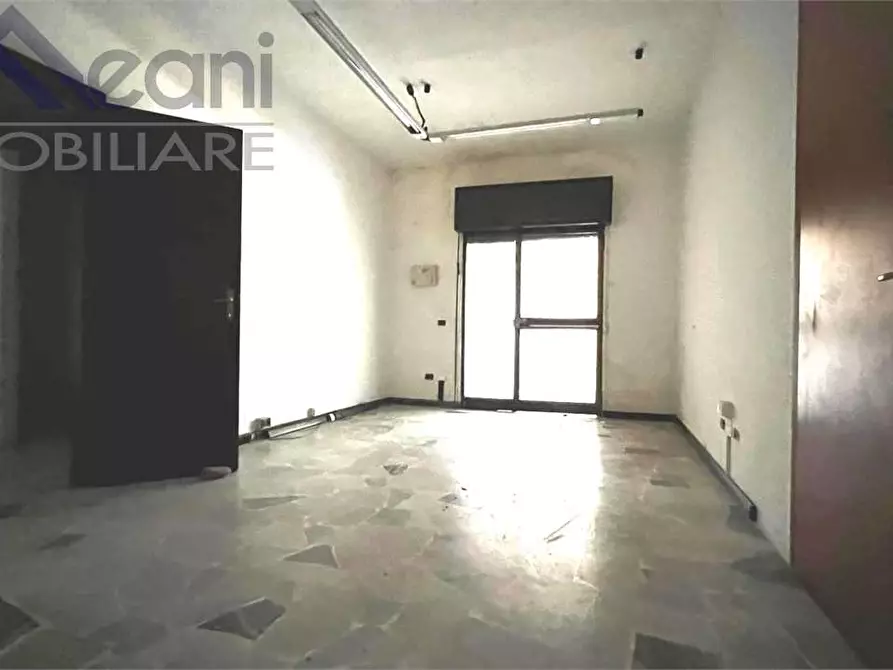 Immagine 14 di Negozio in vendita  in VIA FIZZONASCO a Pieve Emanuele