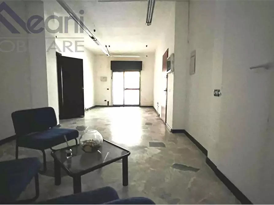 Immagine 16 di Negozio in vendita  in VIA FIZZONASCO a Pieve Emanuele