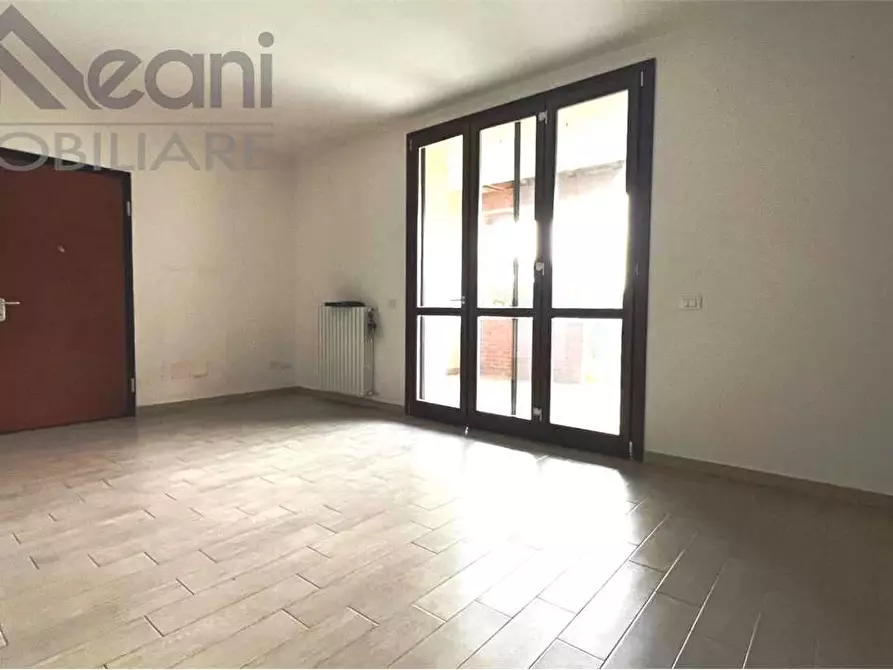 Immagine 9 di Appartamento in vendita  in Via Anna Frank a Landriano