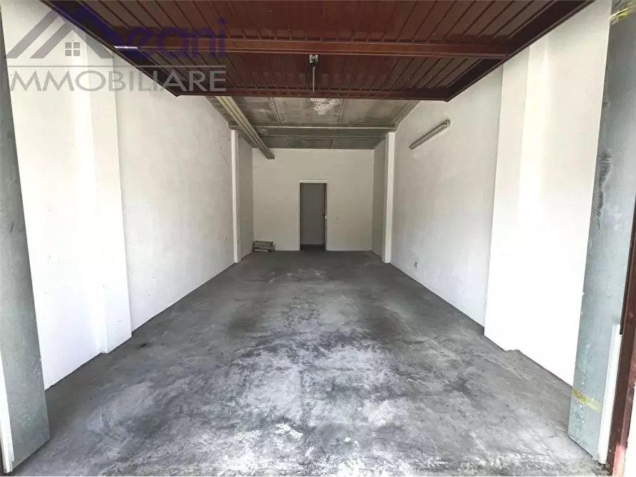 Immagine 21 di Appartamento in vendita  in Via Anna Frank a Landriano