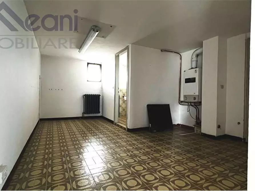 Immagine 5 di Magazzino in vendita  in VIA CIRCONVALLAZIONE a Siziano