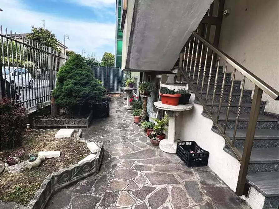 Immagine 4 di Appartamento in vendita  in Via Dante a Pieve Emanuele