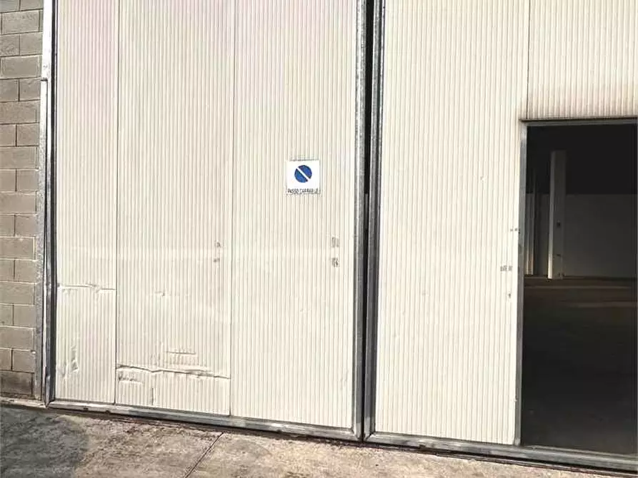 Immagine 5 di Capannone industriale in vendita  in VIA IV NOVEMBRE a Vidigulfo