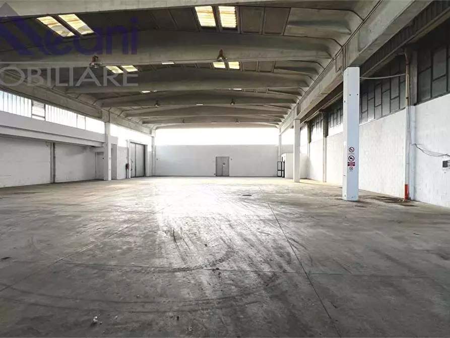 Immagine 8 di Capannone industriale in vendita  in VIA IV NOVEMBRE a Vidigulfo
