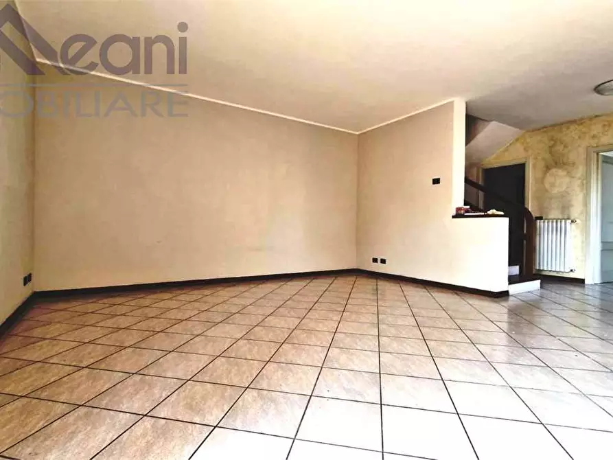 Immagine 11 di Villa in vendita  in Via Monte Grappa a Zeccone