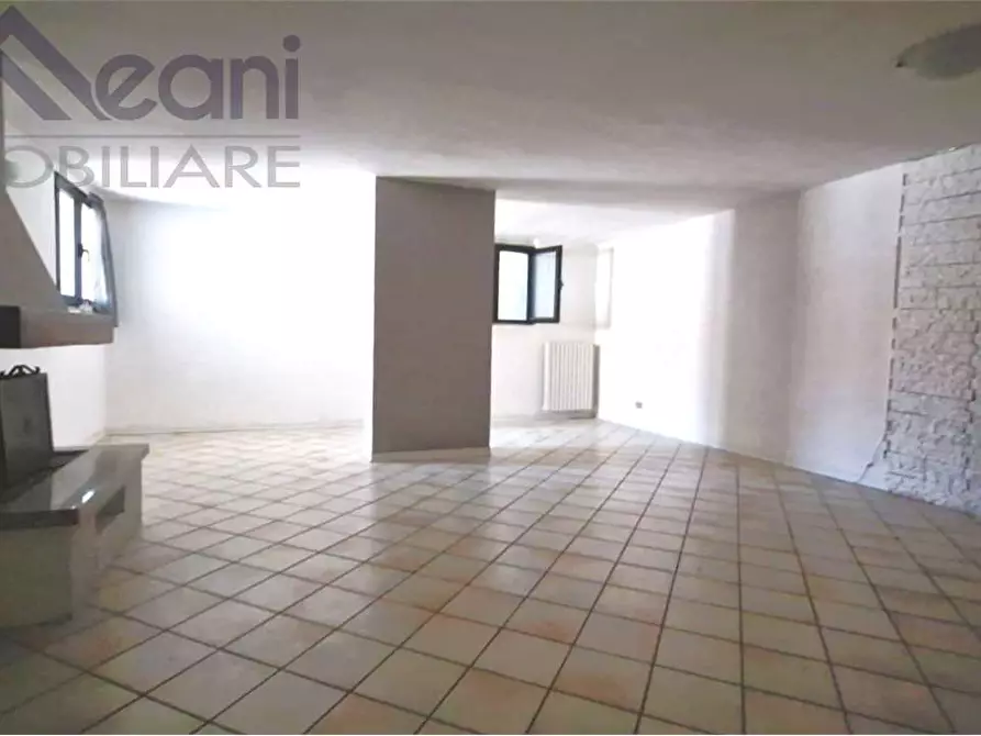 Immagine 33 di Villa in vendita  in Via Monte Grappa a Zeccone