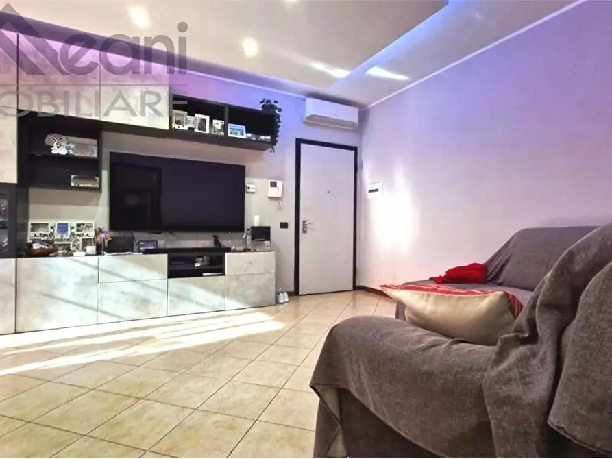 Immagine 12 di Appartamento in vendita  in Via Staffora a Opera