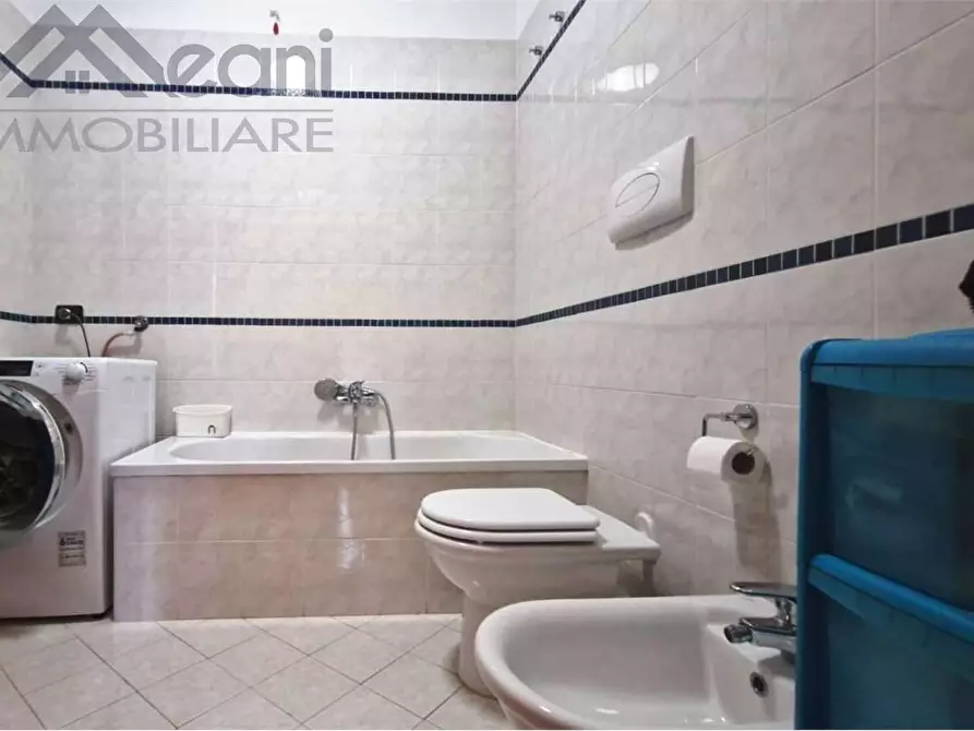 Immagine 23 di Appartamento in vendita  in Via Staffora a Opera