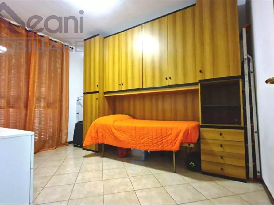 Immagine 26 di Appartamento in vendita  in Via Staffora a Opera