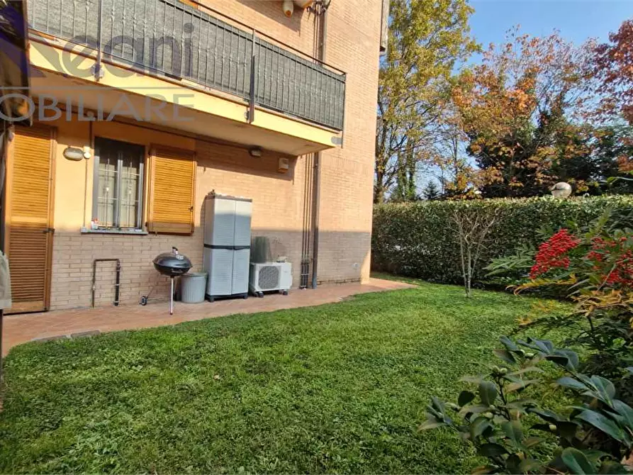 Immagine 1 di Appartamento in vendita  in Via Staffora a Opera