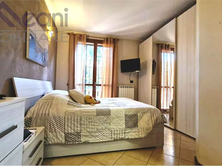 Immagine 20 di Appartamento in vendita  in Via Cesare Pavese a Locate Di Triulzi