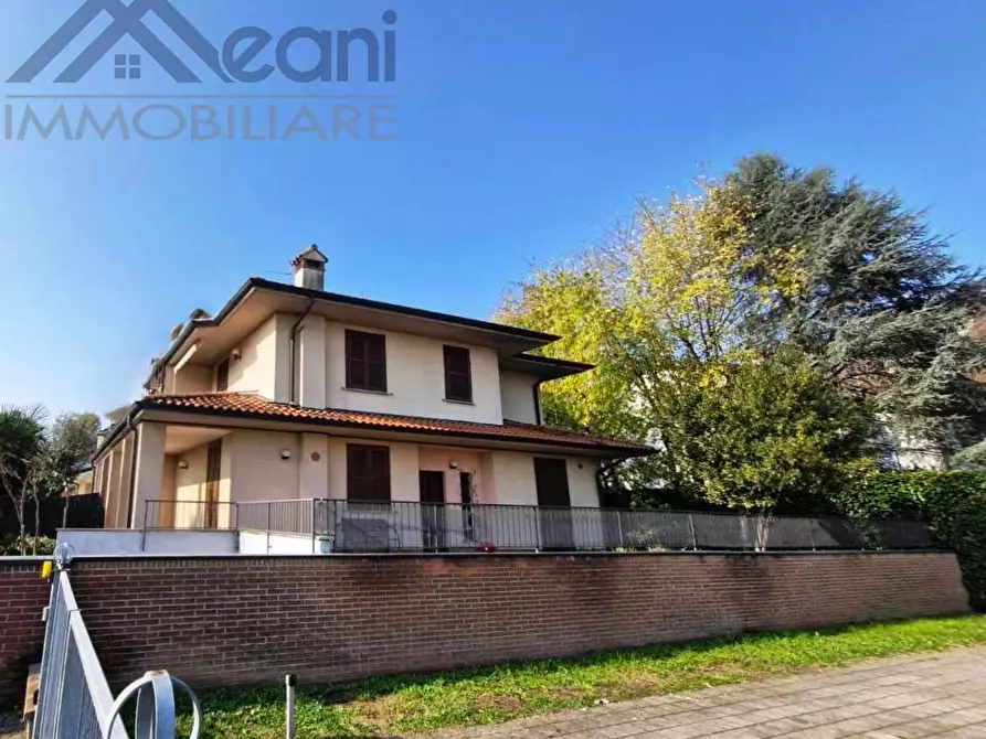 Immagine 1 di Villa in vendita  in Via Monte Grappa a Zeccone