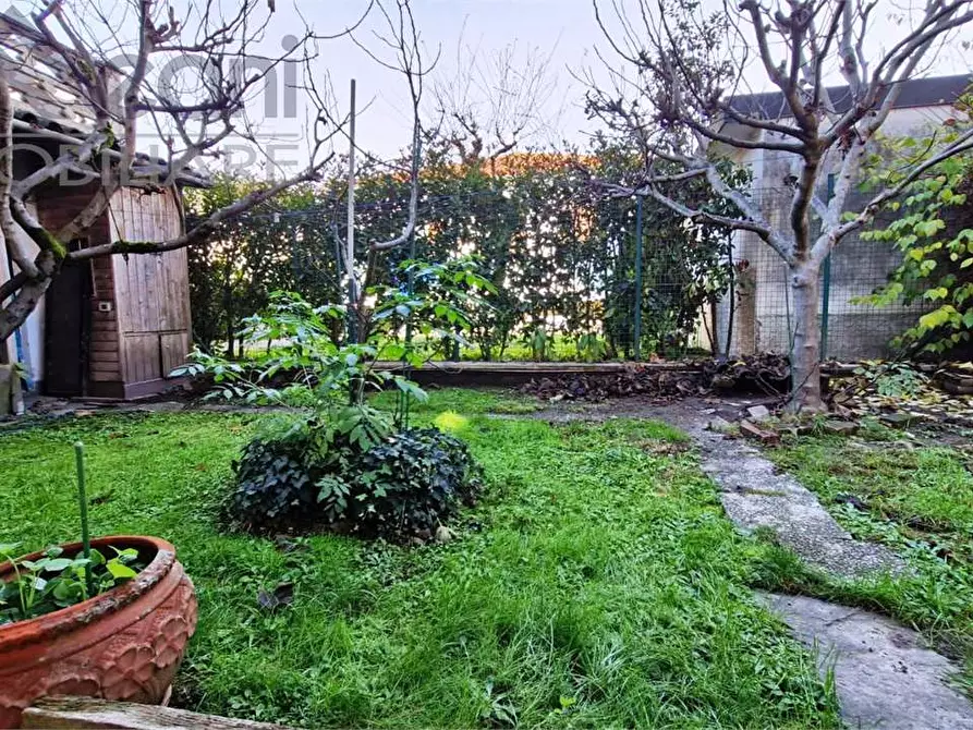 Immagine 35 di Appartamento in vendita  in VIA DANTE ALIGHIERI a Pieve Emanuele