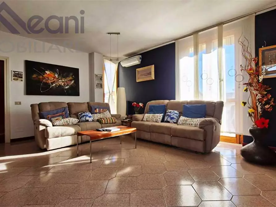 Immagine 10 di Appartamento in vendita  in VIA DANTE ALIGHIERI a Pieve Emanuele