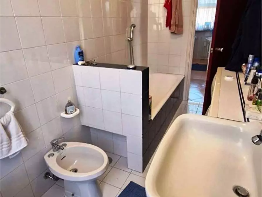 Immagine 25 di Appartamento in vendita  in VIA DANTE ALIGHIERI a Pieve Emanuele