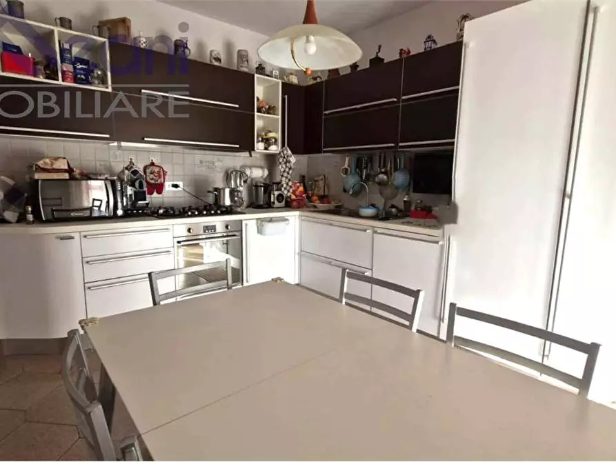 Immagine 13 di Appartamento in vendita  in VIA DANTE ALIGHIERI a Pieve Emanuele