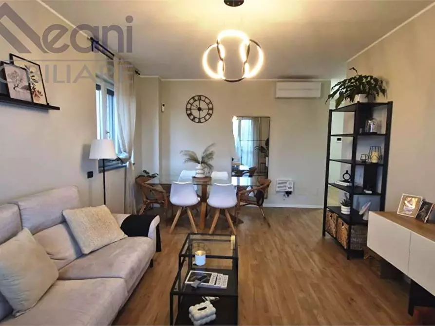 Immagine 8 di Appartamento in vendita  in Via MONETA a Opera