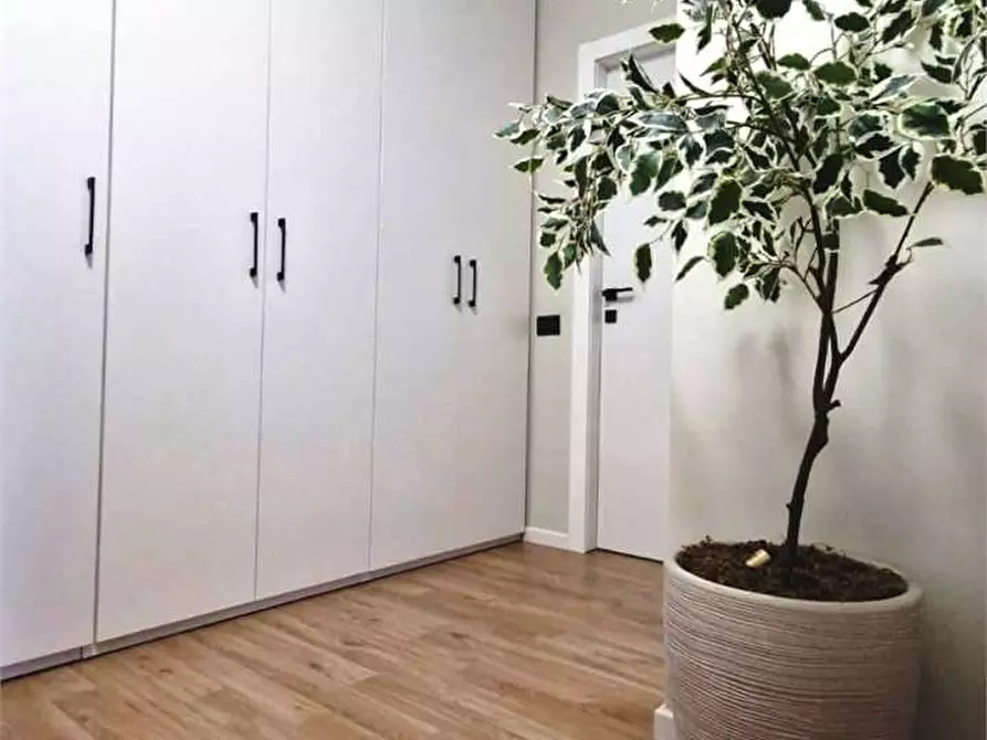 Immagine 15 di Appartamento in vendita  in Via MONETA a Opera