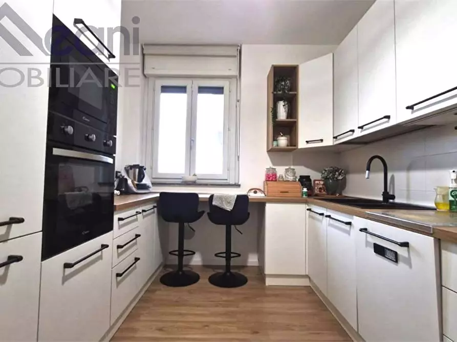 Immagine 1 di Appartamento in vendita  in VIA Quintosole a Milano