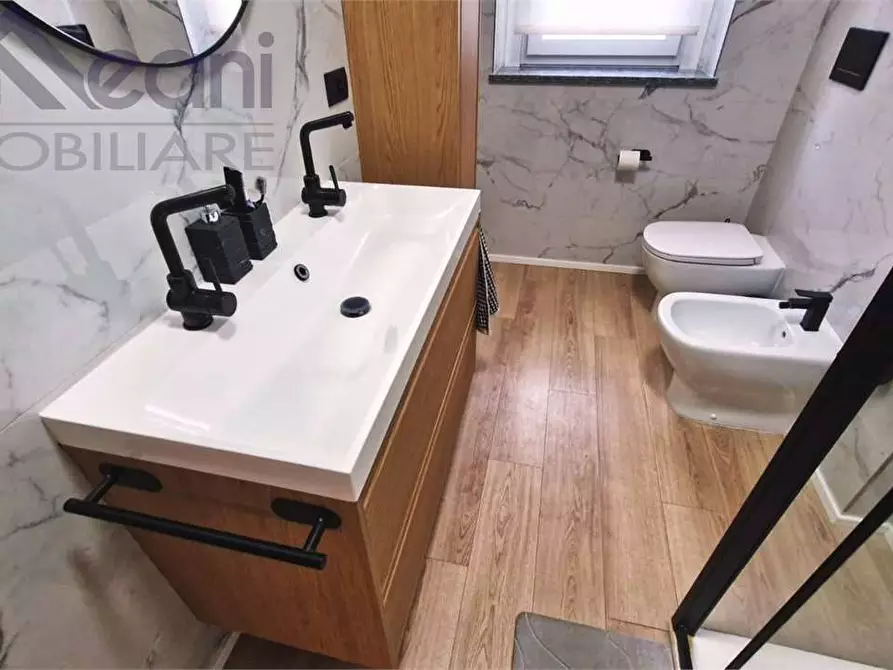 Immagine 29 di Appartamento in vendita  in VIA Quintosole a Milano