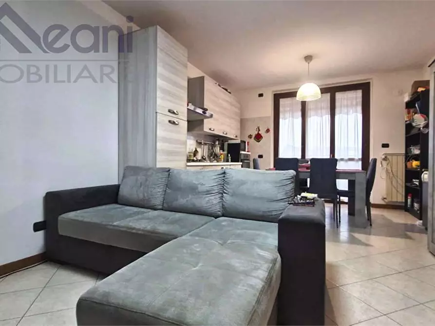 Immagine 1 di Appartamento in vendita  in Via Benedetto Secondi a Locate Di Triulzi