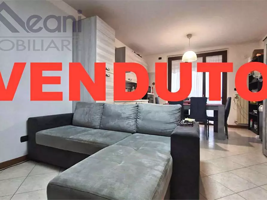 Immagine 1 di Appartamento in vendita  in Via Benedetto Secondi a Locate Di Triulzi