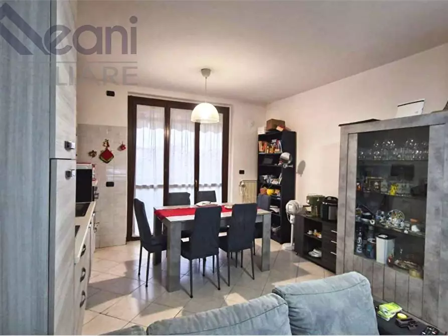 Immagine 4 di Appartamento in vendita  in Via Benedetto Secondi a Locate Di Triulzi